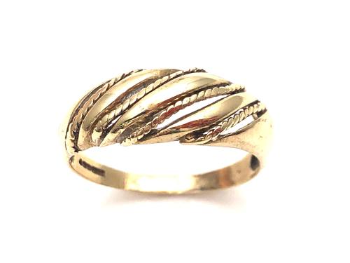 9ct Yellow Gold Domed Patterned Ring