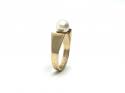 9ct Yellow Gold Pearl & Garnet Ring