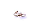 9ct Yellow Gold Pearl Solitaire Ring