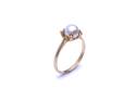 18ct Yellow Gold Pearl Solitaire Ring