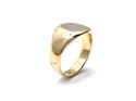 An 18ct Yellow Gold Signet Ring