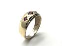 9ct Yellow Gold Garnet 3 Stone Ring