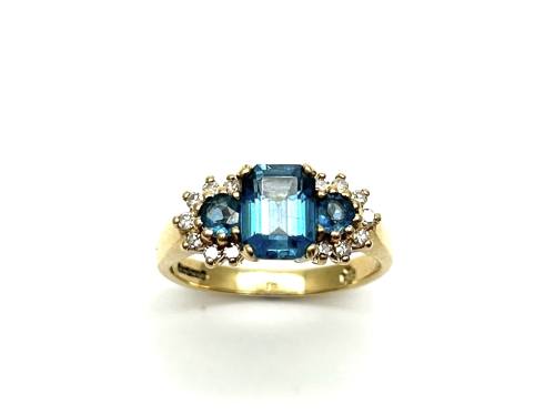 18ct Blue Topaz & Diamond Cluster Ring