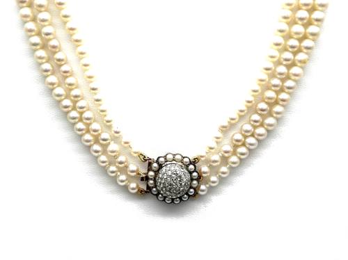 An Old Diamond & Cultured Pearl Necklet