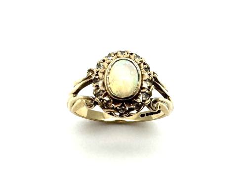 9ct yellow Gold Opal & Diamond Ring