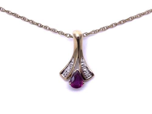 9ct Yellow Gold Ruby & Diamond Pendant