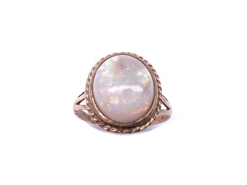 9ct Yellow Gold Opal Solitaire Ring