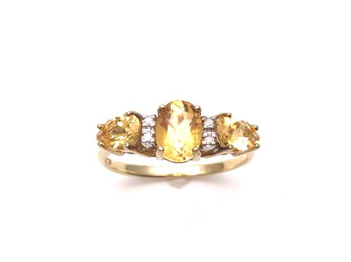 9ct Citrine & Diamond 3 Stone Ring