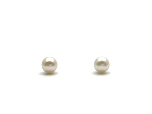 9ct Yellow Gold Fresh Water Pearl Studs 4mm