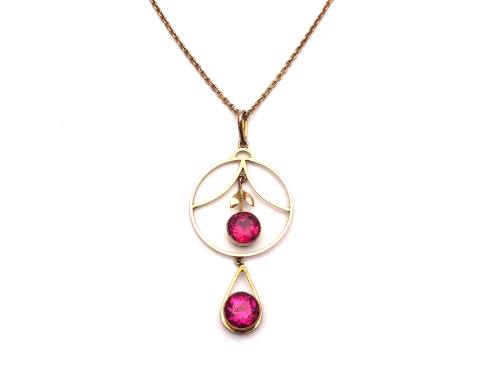An Old 9ct Synthetic Ruby Pendant & Chain