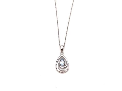 9ct Aquamarine & Diamond Pendant & Chain