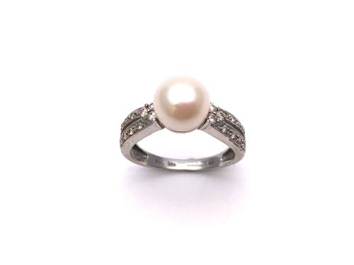 14ct Pearl & Diamond Solitaire Ring