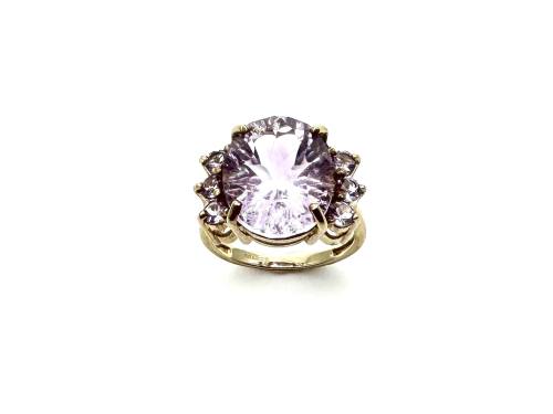 9ct Yellow Gold Amethyst Solitaire Ring