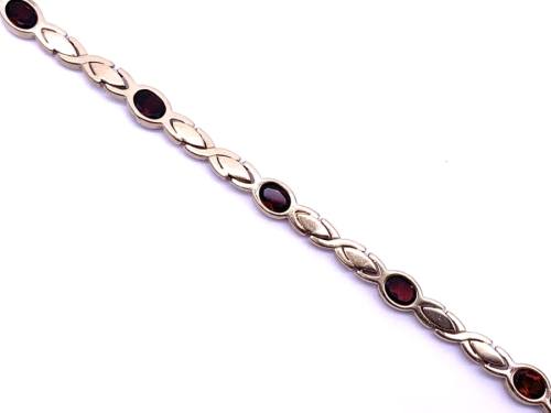 9ct Yellow Gold Garnet Bracelet