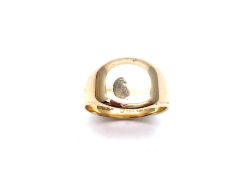 An 18ct Yellow Gold Signet Ring