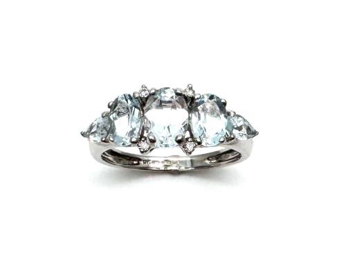 9ct White Gold Aqua & Diamond Ring