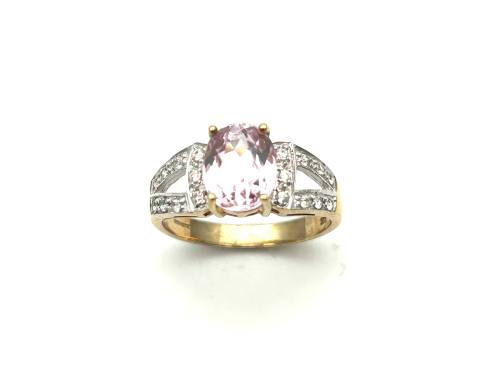 9ct Kunzite & Zircon Solitaire Ring