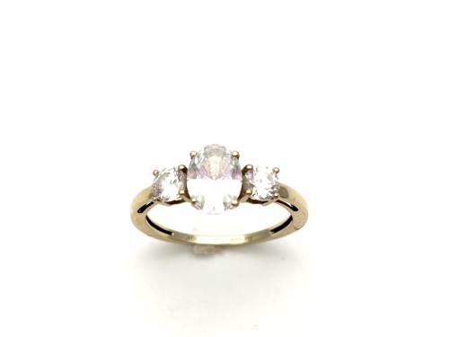 9ct Yellow Gold CZ 3 Stone Ring