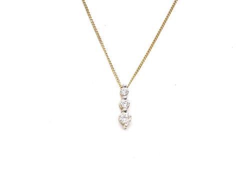 18ct Diamond 3 Stone Pendant & Chain