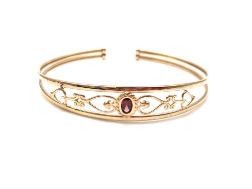 9ct Yellow Gold Garnet Torque Bangle