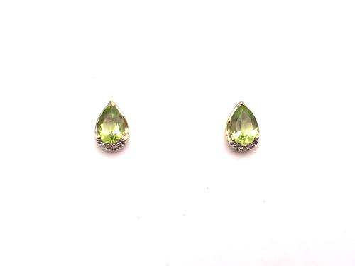 9ct Yellow Gold Peridot & Diamond Stud Earrings