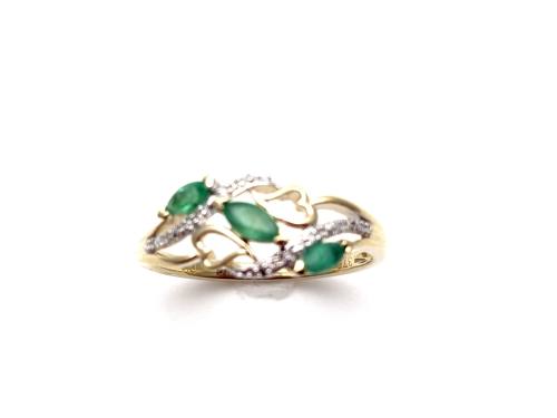 9ct Yellow Gold Emerald & Diamond Ring