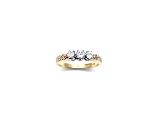 18ct Yellow Gold Diamond 3 Stone Ring