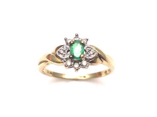 9ct Emerald & Diamond Cluster Ring