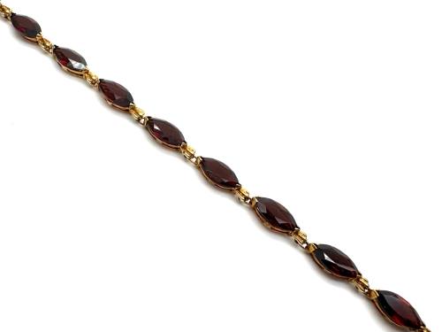 9ct Yellow Gold Garnet Bracelet