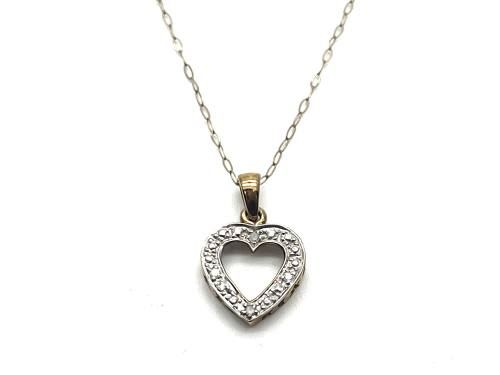 9ct Diamond Heart Pendant & Chain