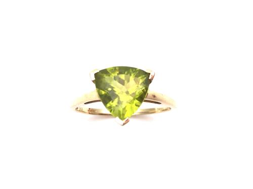 9ct Yellow Gold Peridot Solitaire Ring