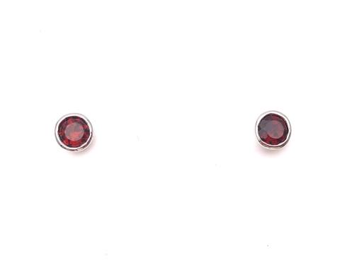 Silver Garnet Stud Earrings 4mm