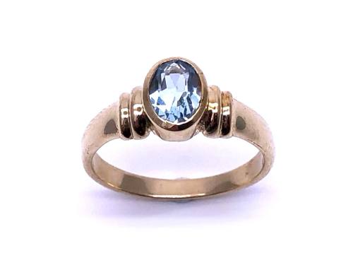 9ct Blue Topaz Solitaire Ring