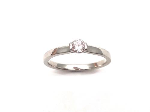 18ct White Gold Diamond Solitaire Ring