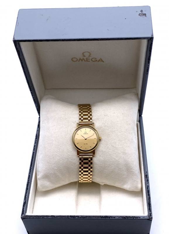 Second hand 9ct 2024 gold ladies watches