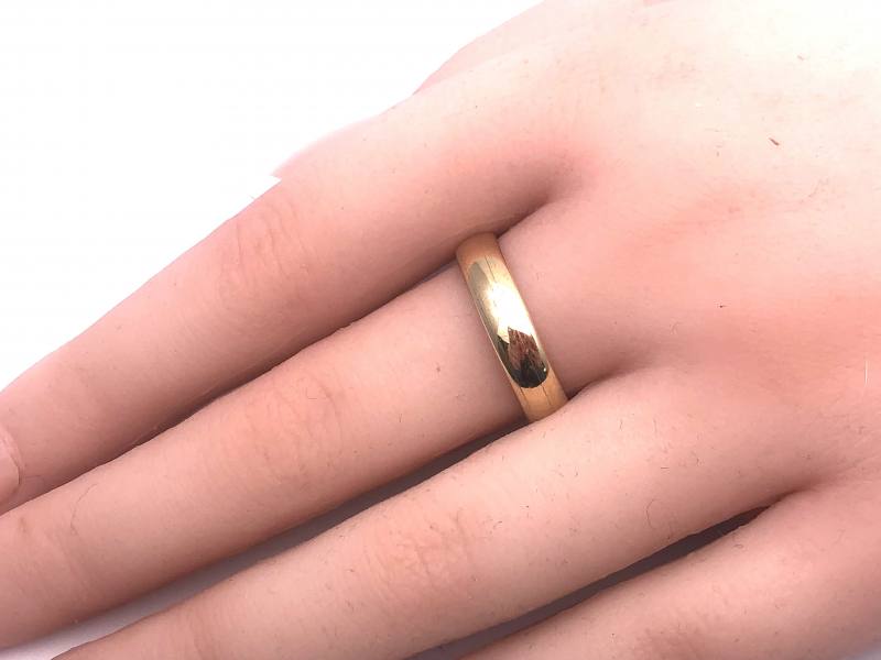 Simple gold hot sale wedding ring