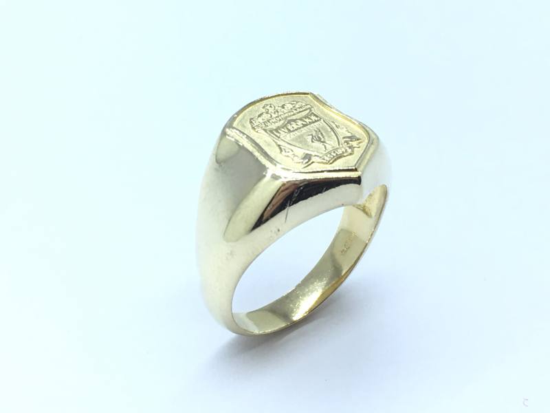 Secondhand 9ct Yellow Gold Liverpool Ring at Segal's Jewellers